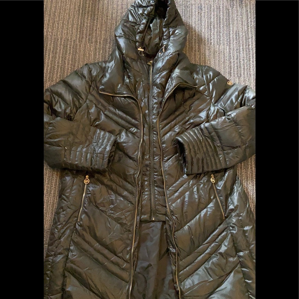 Micheal Kors 100% Feather Puffer Army Green